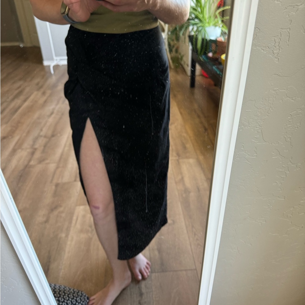 Lulu's Black Midi Pencil Skirt with Slit